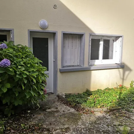 度假居 Sous Maison Habitee En Face De La Foret Petite Cour *