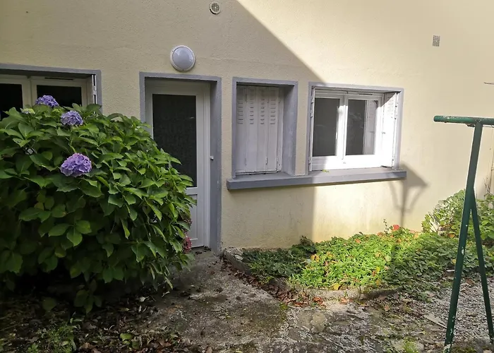 Holiday home Sous Maison Habitee En Face De La Foret Petite Cour *